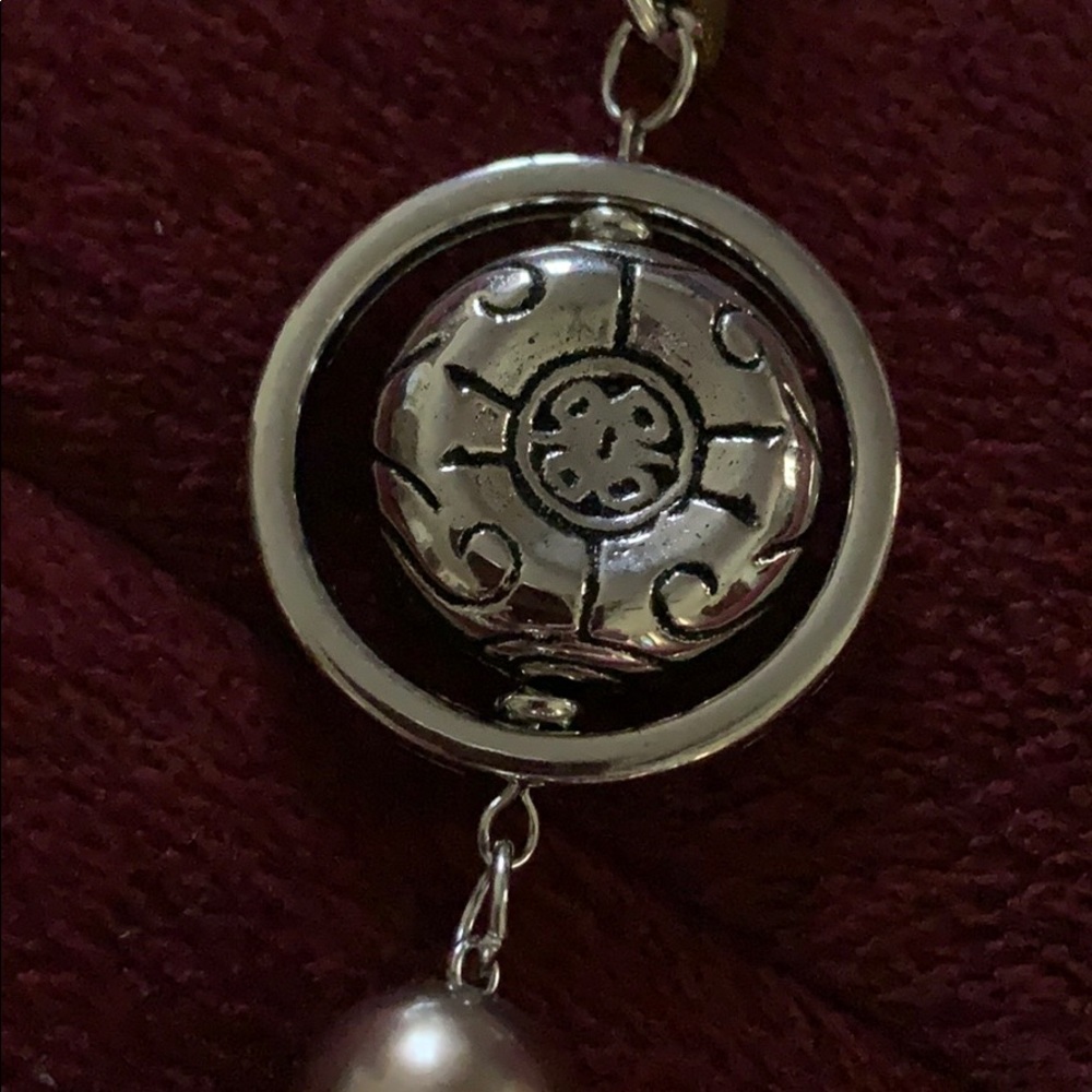 Necklace - Picture 2 of 5